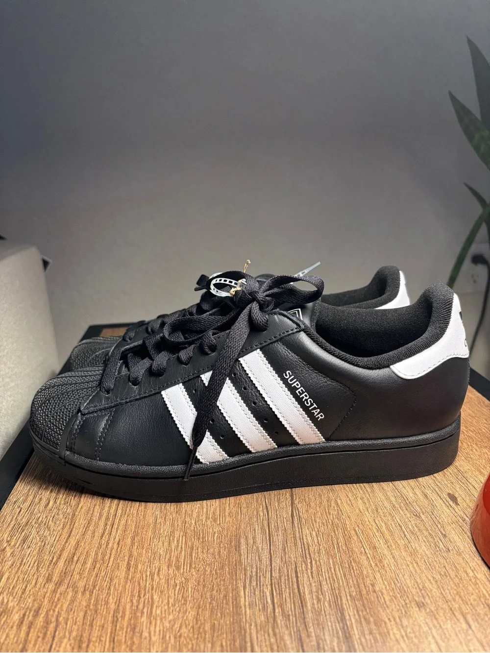 adidas low top